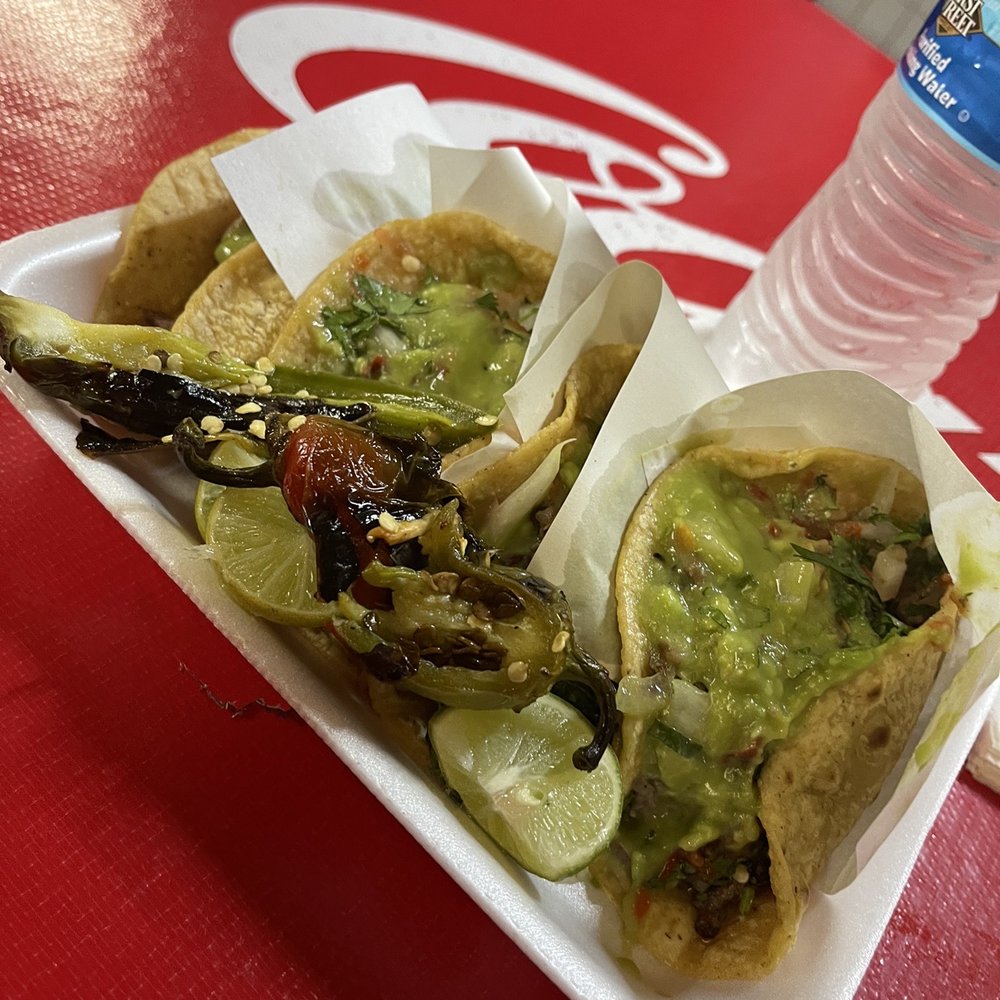 El Paisano - Best tacos in Rosarito! My husband is a taco fanatic and we had to stop here twice in 24 hours. Good, fast environment, friendly staff. - Mexican Near Me - Rosarito, BCN
