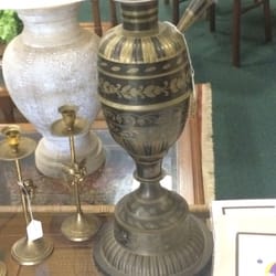 Brass hookah no makers mark or date