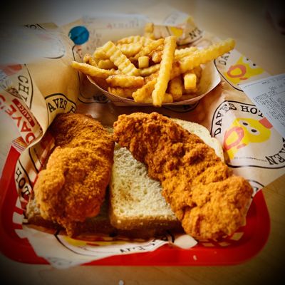 Dave's Hot Chicken by null