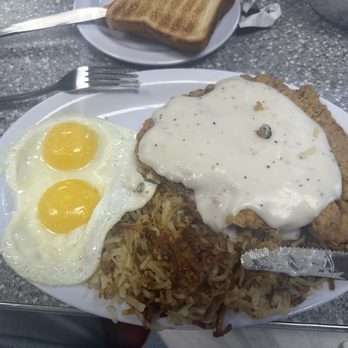 Blue Mound Cafe - Chicken Fried Steak and Eggs with hash browns and toast - Breakfast & Brunch Near Me - Fort Worth, Texas