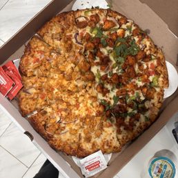 Chicken 65 Pizza