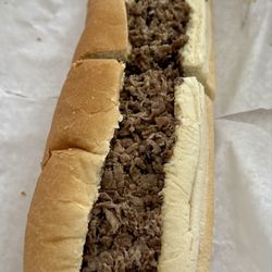 Petti's Market & Deli - Steak & cheese sub