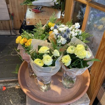Sunny's Florist - $15 Premade bouquets - Florists Near Me - New York, New York