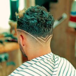 Mad Guyz Barbershop - Barbers manchester