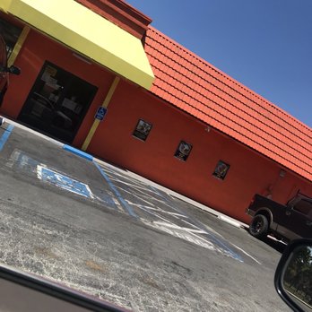 Taco Exxpress - Pulling up to location from Main Street and door entrance - Mexican Near Me - Fairfield, California Taco Exxpress - Pulling up to location from Main Street and door entrance - Mexican Near Me - Fairfield, California