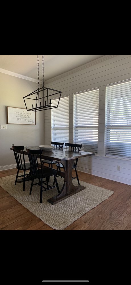 Slide of J's Custom Works