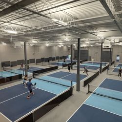 The Pickleball Club of Tysons - Indoors courts