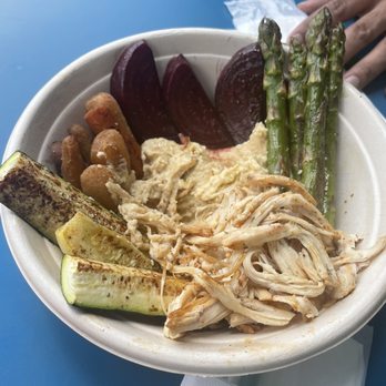 SkyTop Coffee - Hummus Bowl with pulled chicken. - Cafes Near Me - Manlius, New York