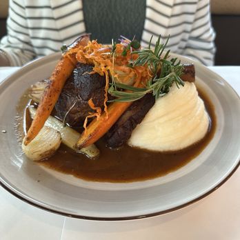 Carpe Diem Restaurant & Bar - Lamb shank - New American Near Me - Napa, California Carpe Diem Restaurant & Bar - Lamb shank - New American Near Me - Napa, California