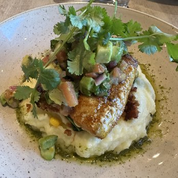Moxies Hunt Club Restaurant - mahi mahi (hubbies dish. I tried the potato mash, very tasty) - Canadian (New) Near Me - Ottawa, Ontario Moxies Hunt Club Restaurant - mahi mahi (hubbies dish. I tried the potato mash, very tasty) - Canadian (New) Near Me - Ottawa, Ontario
