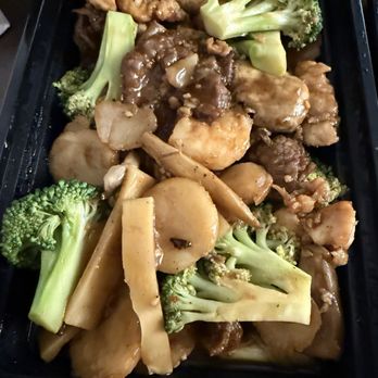 Panda Inn - Triple ingredients - Chinese Near Me - Glendale, California