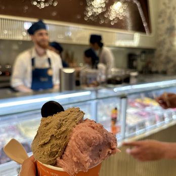 Venchi - Cappuccino & Strawberry Straciatella - Gelato Near Me - Santa Clara, California