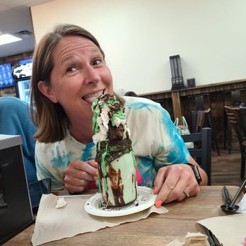 The Yard Milkshake Bar - Green Monster (mint) - Ice Cream & Frozen Yogurt Near Me - Destin, Florida