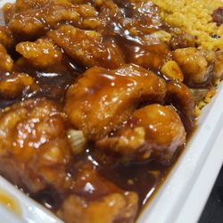 No1 Chinese - B9. General Tso's Chicken Dinner