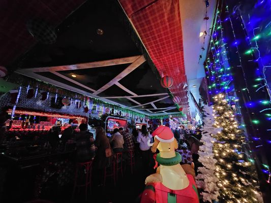 Bottle & Barlow by null