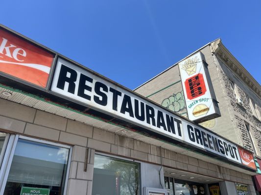 Greenspot Restaurant - Smoked Meat - Breakfast - Burgers by null