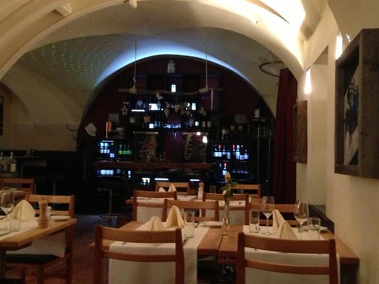 ef16 Restaurant Weinbar by null