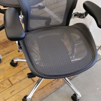 DWR Brooklyn Warehouse - Aeron with metal base - Furniture Stores Near Me - Brooklyn, New York