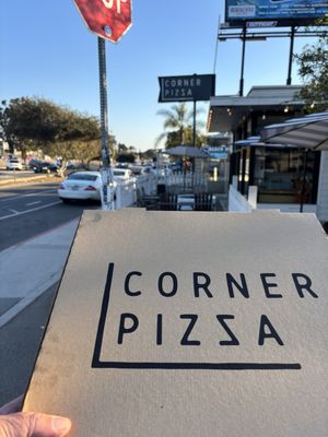 Corner Pizza by null