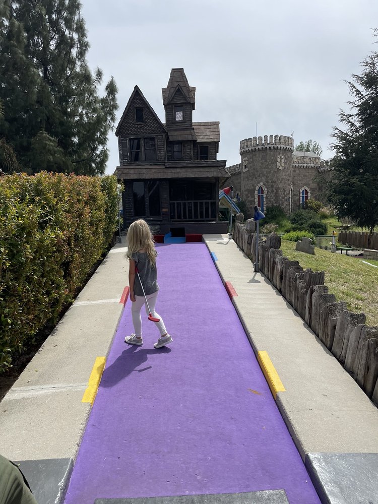 Castle Batting Cages, Sherman Oaks Roadtrippers