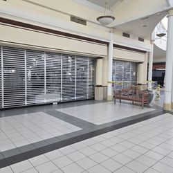West Oaks Mall