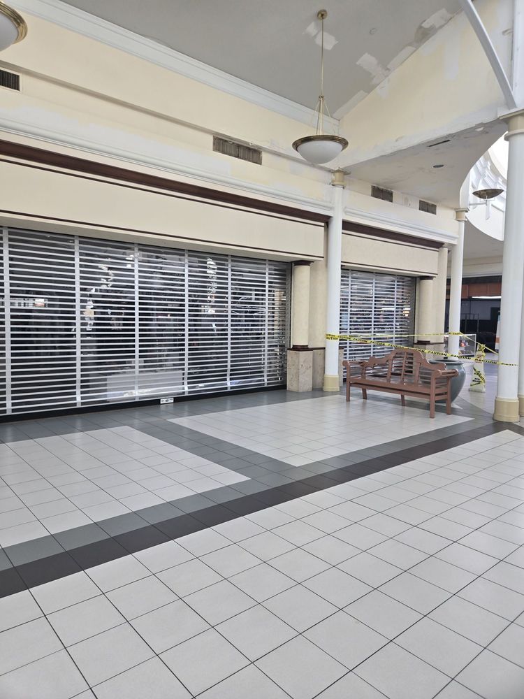 West Oaks Mall Image