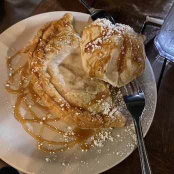 Altdorf Biergarten - German Near Me - Fredericksburg, Texas