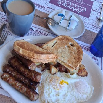 Johnny's Chalet - Breakfast & Brunch Near Me - Warwick, Rhode Island