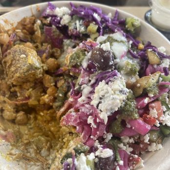 Orion Fresh Mediterranean - Regular bowl with spicy chicken - Greek Near Me - Boynton Beach, Florida Orion Fresh Mediterranean - Regular bowl with spicy chicken - Greek Near Me - Boynton Beach, Florida