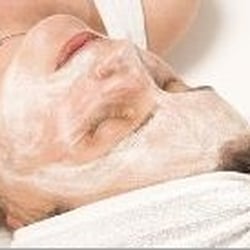 Ranju Threading salon