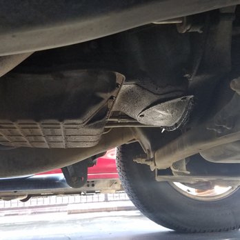 Lucy Auto Sales - Oil leaks - Car Dealers Near Me - El Monte, California