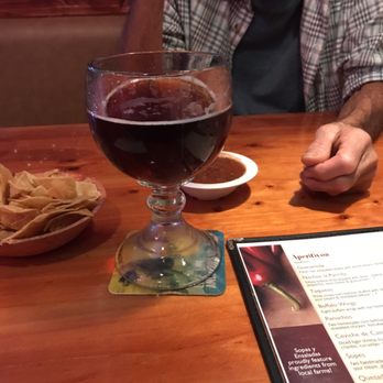 La Parrilla - Modelo negra on tap - Mexican Near Me - Ventura, California La Parrilla - Modelo negra on tap - Mexican Near Me - Ventura, California