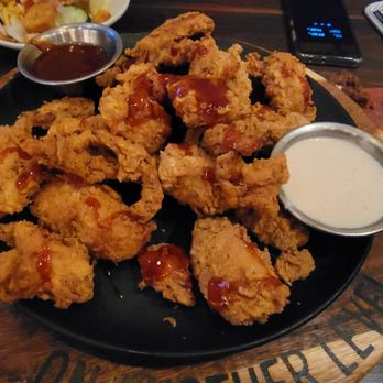 Outback Steakhouse - Sweet sriracha chicken bites - Steakhouses Near Me - San Marcos, California