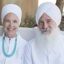 Gurusahay Khalsa, DC - Dr. Gurusahay Khalsa and Mukta Khalsa