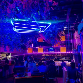 Lucky Robot Restaurant - Sushi Bars Near Me - Austin, Texas Lucky Robot Restaurant - Sushi Bars Near Me - Austin, Texas