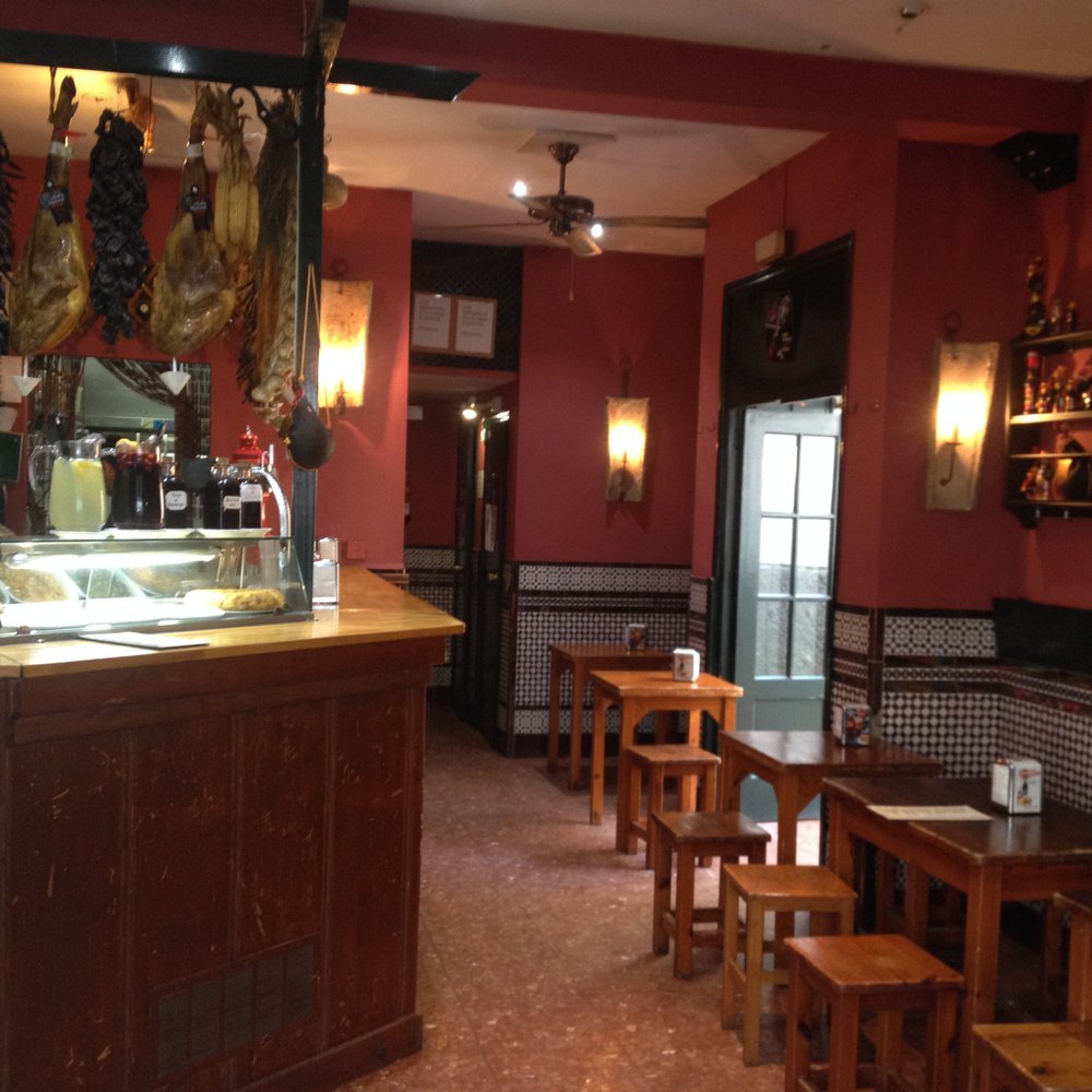 Agua Y Vida Bar - Inside restaurant - Spanish Near Me - Seville, SE Agua Y Vida Bar - Inside restaurant - Spanish Near Me - Seville, SE