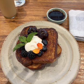 Little Saint - French toast - Vegan Near Me - Healdsburg, California