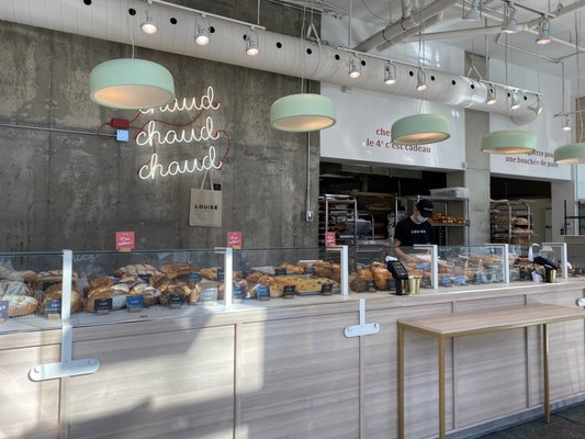 Louise Boulangerie by null