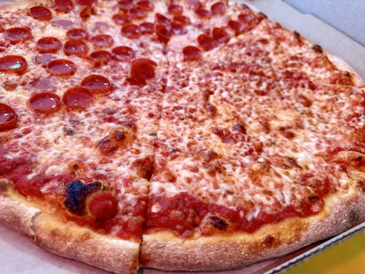 Leonardi's Pizza by null