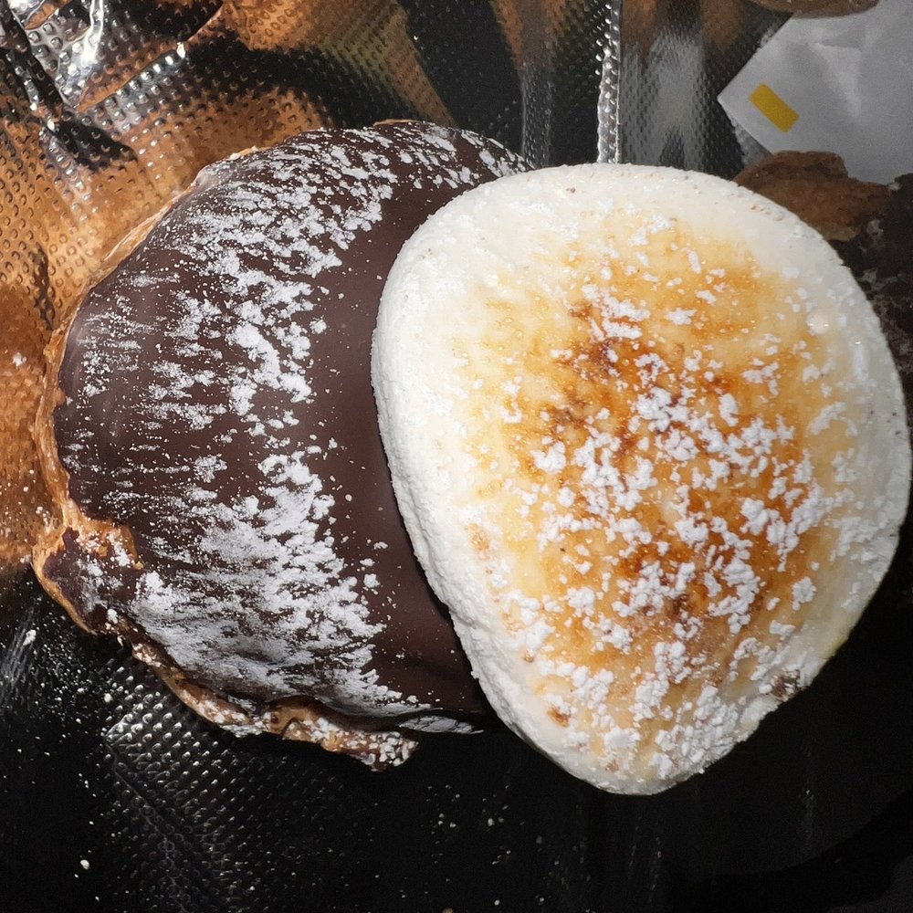 Beard Papa's - S'more    Ig: feed_ally - Desserts Near Me - Flushing, New York