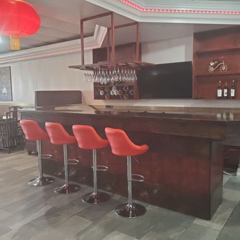 Hunan Bistro - Cute little bar - Chinese Near Me - Middletown, Ohio