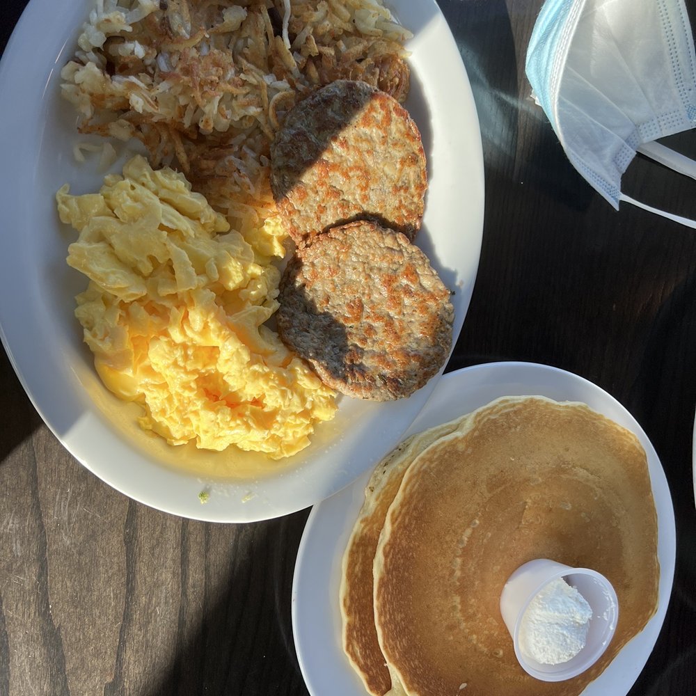 Le Peep - Aksarben Pointe - Lumberjack breakfast - Breakfast & Brunch Near Me - Omaha, Nebraska Le Peep - Aksarben Pointe - Lumberjack breakfast - Breakfast & Brunch Near Me - Omaha, Nebraska