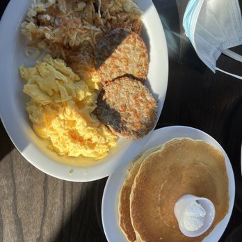 Le Peep - Aksarben Pointe - Lumberjack breakfast - Breakfast & Brunch Near Me - Omaha, Nebraska Le Peep - Aksarben Pointe - Lumberjack breakfast - Breakfast & Brunch Near Me - Omaha, Nebraska