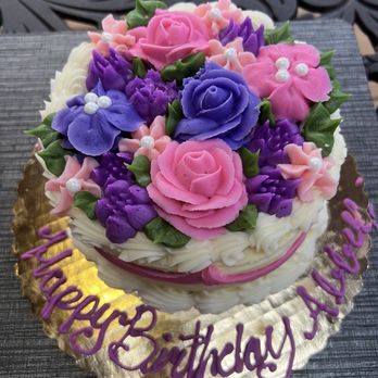 Graul's Market - cake - Grocery Near Me - Lutherville Timonium, Maryland Graul's Market - cake - Grocery Near Me - Lutherville Timonium, Maryland