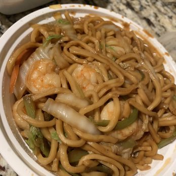 Golden Wok - Shrimp lo mein - Chinese Near Me - Virginia Beach, Virginia