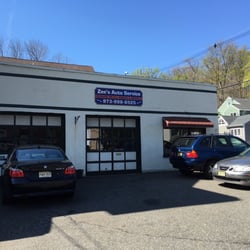Zees Auto Service - Storefront