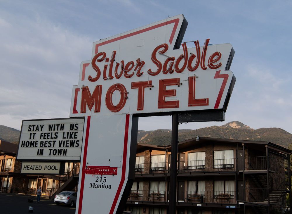 SILVER SADDLE MOTEL Updated September 2024 22 Photos & 35 Reviews
