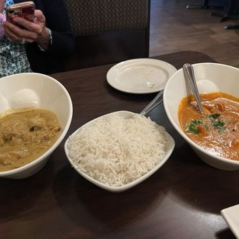Gateway To India - Marsala and madras chickens-fantastic! - Indian Near Me - St. Petersburg, Florida