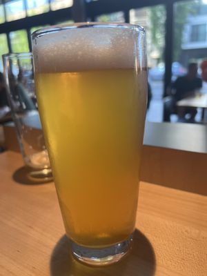 Holy Mountain Phinney Ridge Taproom by null