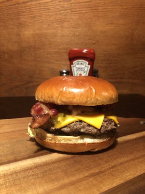 Greens Irish Pub by null